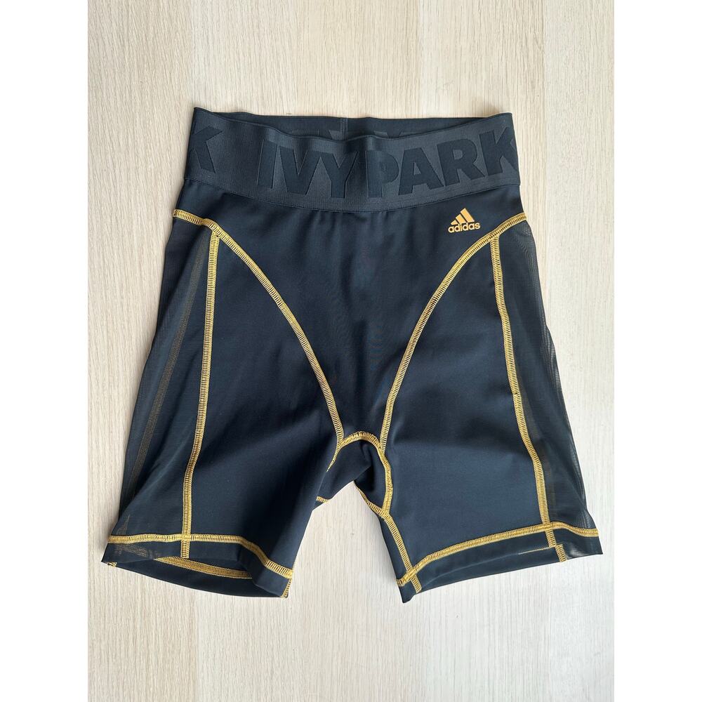 Adidas x Ivy Park Black and Gold Biker Shorts - Size XS - Mint